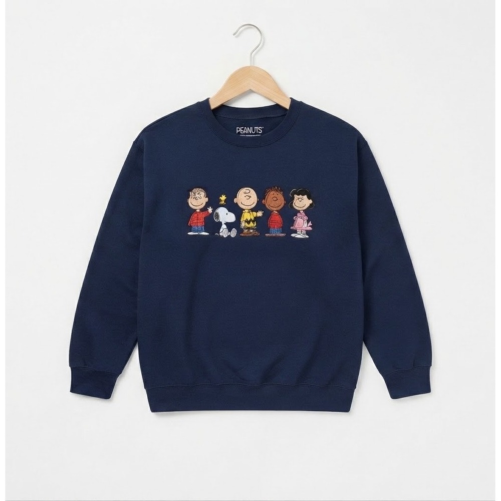 Peanuts Snoopy Charlie Brown Embroidered Navy Blue Crewneck Sweatshirt Medium